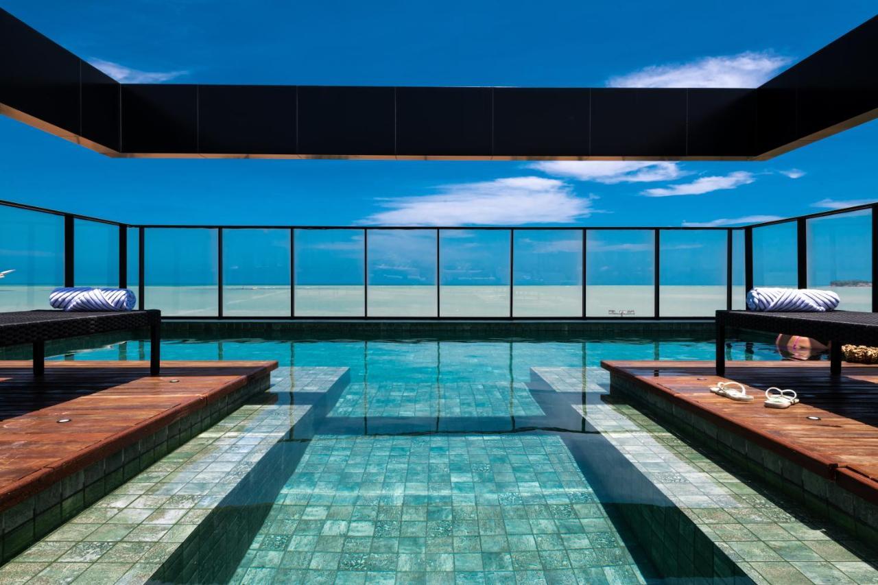 Ba'Ra Hotel Joao Pessoa Exterior photo The rooftop pool at the hotel